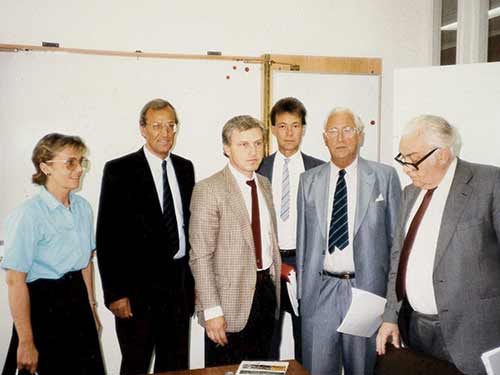 5-187a.jpg 5-187a.jpg